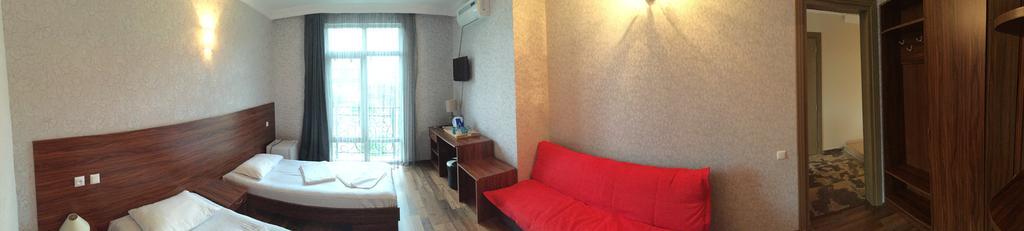 Guest House Smile Kobuleti Pokój zdjęcie